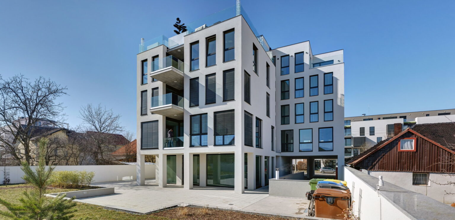 243958529_232943152183970_3741618061740543234_n