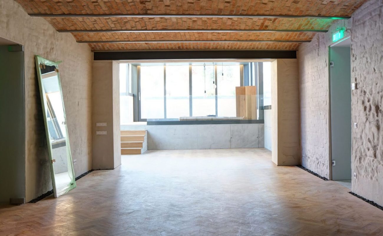 [Group 4]-DSCF0529_30_31_DSCF0535_6_7-3 images